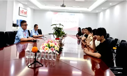 Explorez le site industriel et enflammez vos r&ecirc;ves de comp&eacute;tences&nbsp;: bienvenue au Qingyuan Technician College chez SummitekTechnology&nbsp;!