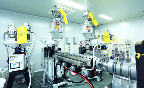 Inspection de la qualit&eacute; dans la zone de production automatis&eacute;e