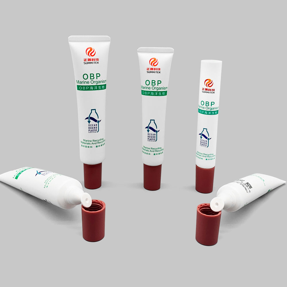 Application hygi&eacute;nique, pr&eacute;cise et douce